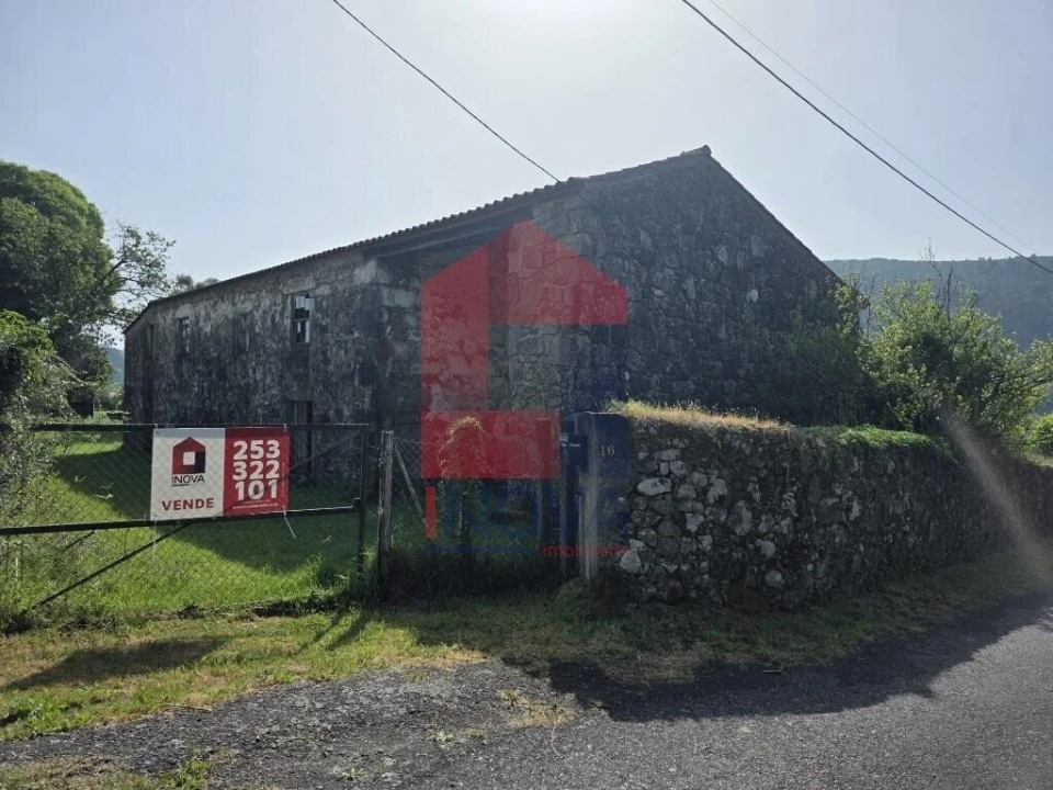 Moradia T3 para Venda em Esqueiros, Nevogilde e Travassós Foto 35