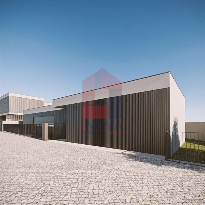 Moradia T3 para Venda em Adaufe Foto 8