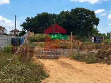 Moradia T3 para Venda em Adaufe