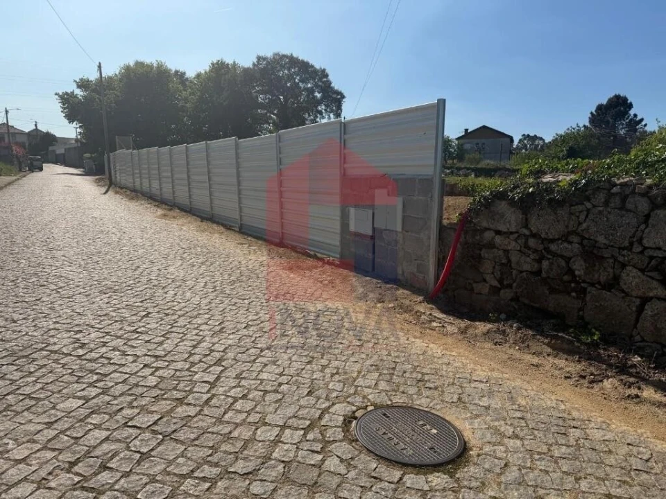 Moradia T3 para Venda em Adaufe Foto 13