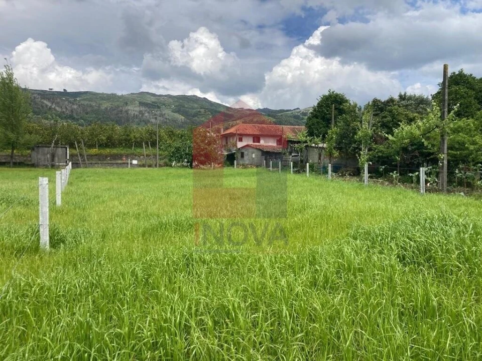 Terreno para Venda em Sande, Vilarinho, Barros e Gomide Foto 9