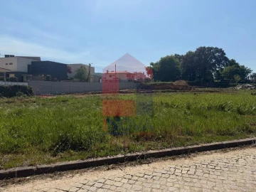 Moradia T3 para Venda em Adaufe