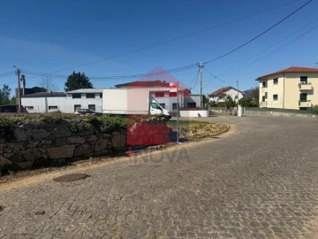 Moradia T3 para Venda em Adaufe