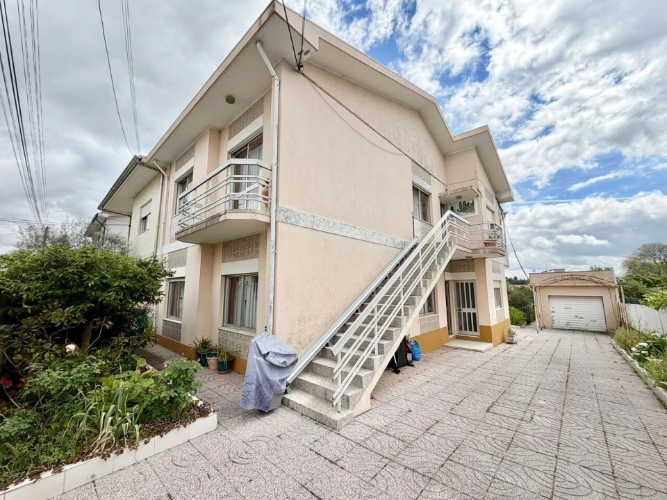 Moradia T6 para Venda em Avintes Foto 1