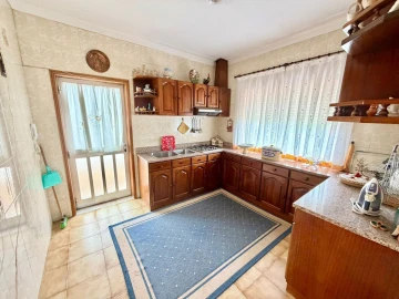 Moradia T6 para Venda em Avintes