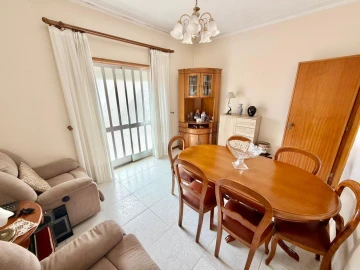 Moradia T6 para Venda em Avintes