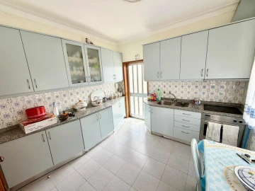 Moradia T6 para Venda em Avintes