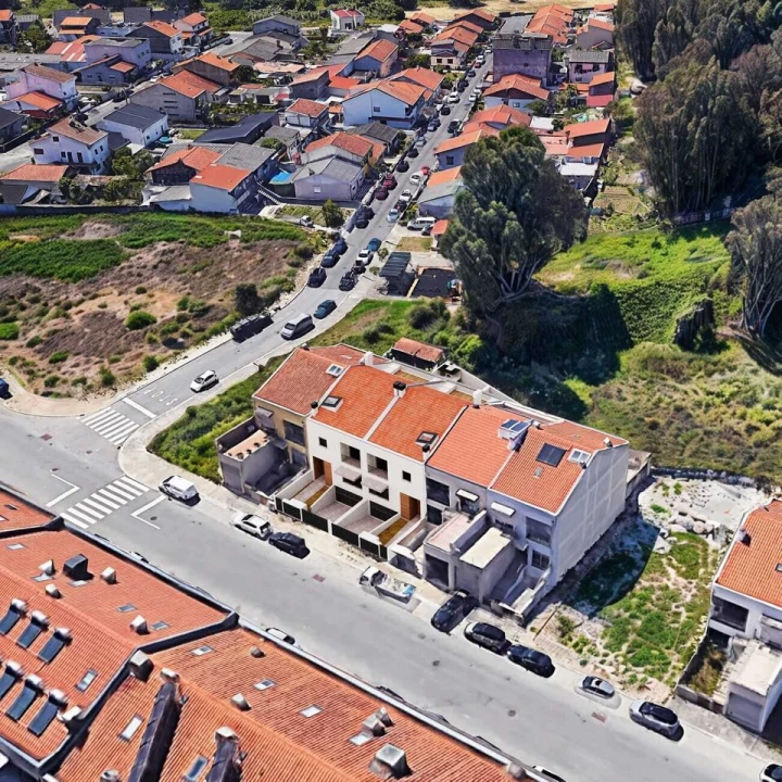 Moradia T4 para Venda em Custóias, Leça do Balio e Guifões Foto 12