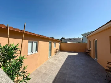 Moradia T0 para Venda em Canelas