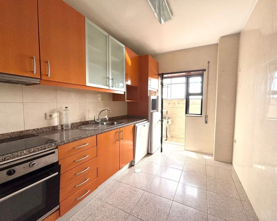 Apartamento T2 para Venda em Mafamude e Vilar do Paraíso Foto 4