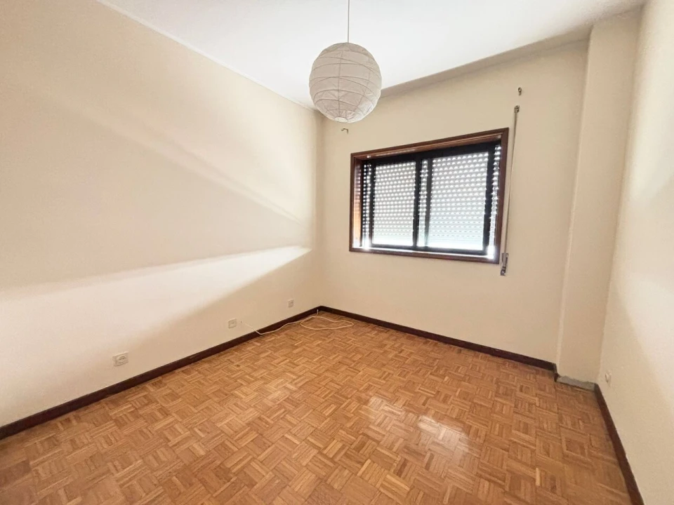 Apartamento T2 para Venda em Mafamude e Vilar do Paraíso Foto 15