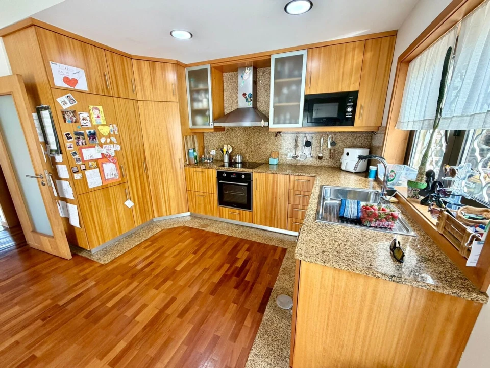 Moradia T3 para Venda em Serzedo e Perosinho Foto 13