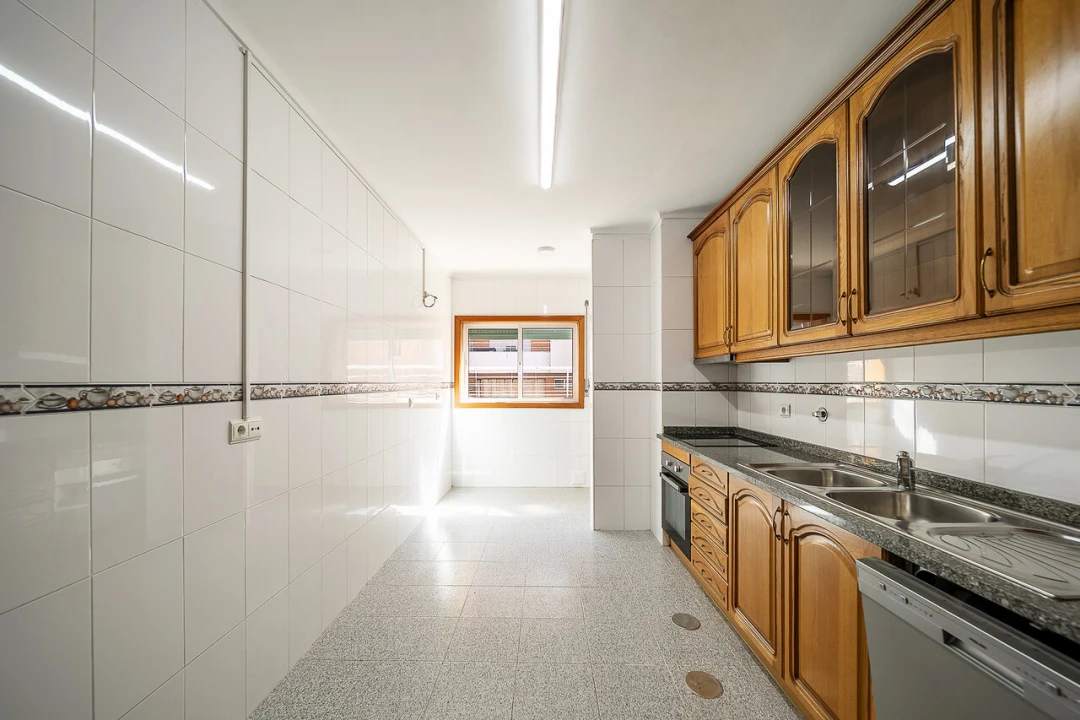 Apartamento T3 para Venda em Avintes Foto 11