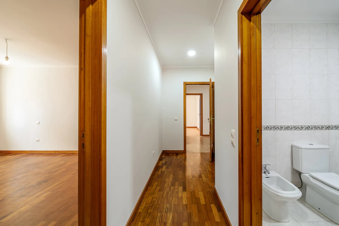 Apartamento T3 para Venda em Avintes Foto 28