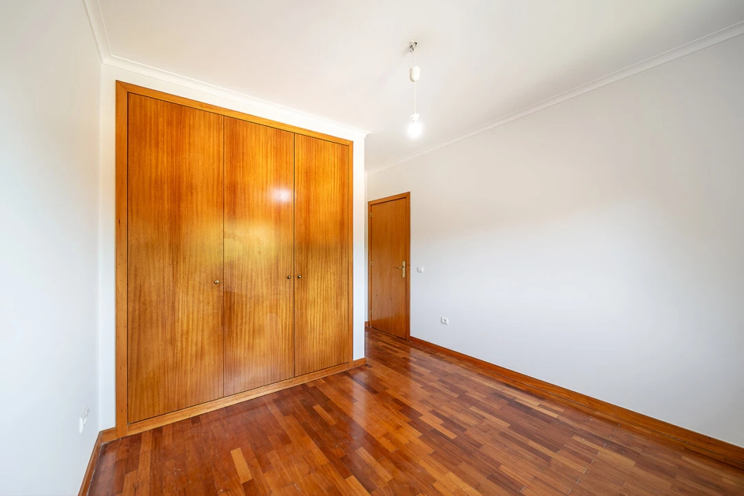 Apartamento T3 para Venda em Avintes Foto 35