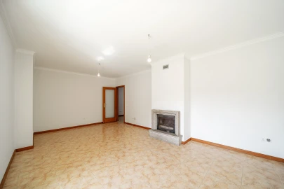 Apartamento T3 para Venda em Avintes