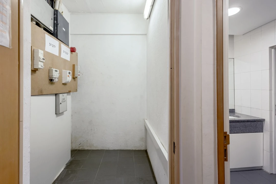 Escritório para Arrendamento em Santo António Foto 17
