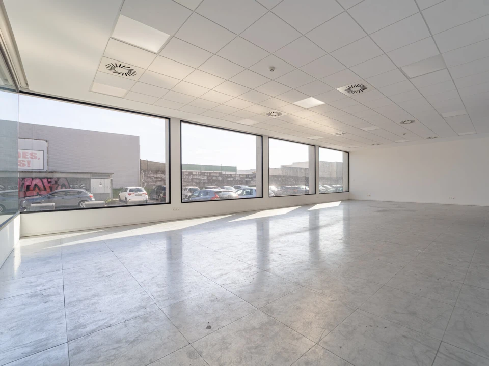 Escritório para Arrendamento em Ramalde Foto 8