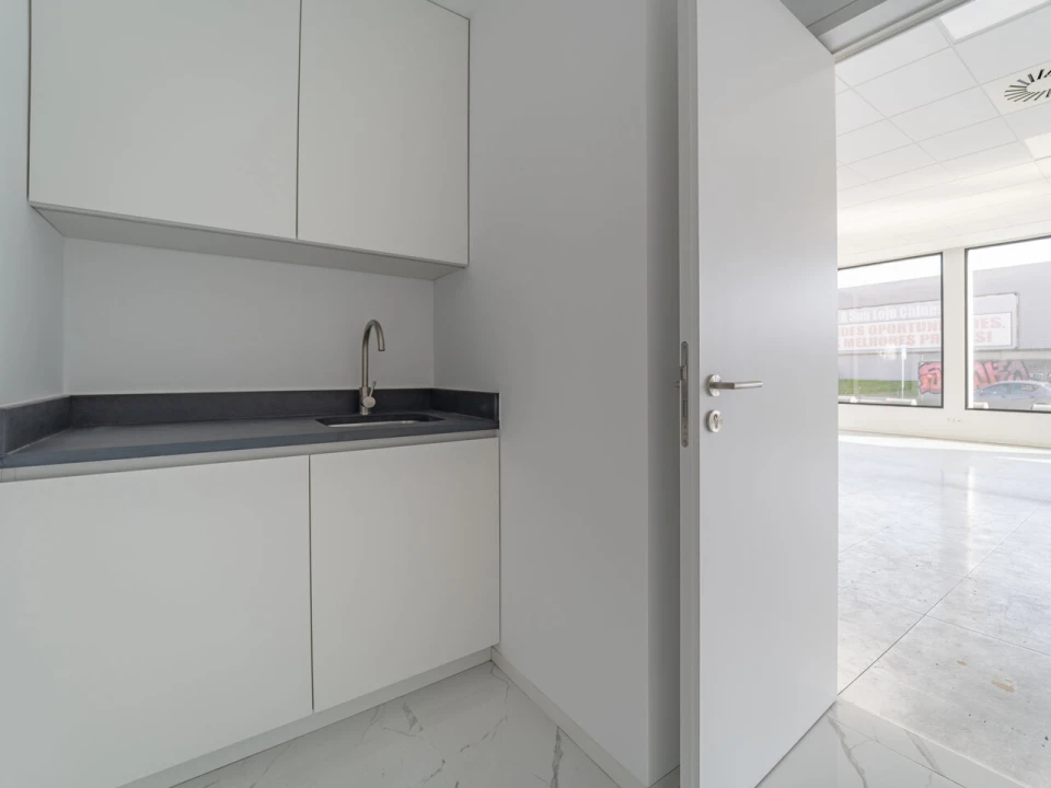 Escritório para Arrendamento em Ramalde Foto 7