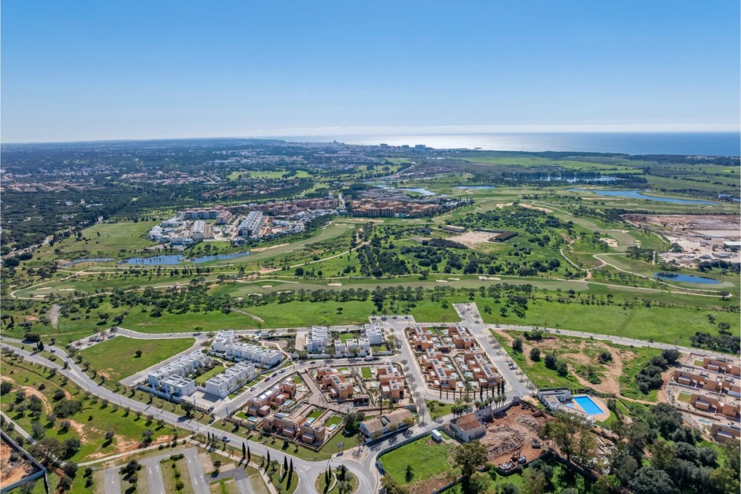 Moradia T3 para Venda em Quarteira Foto 38