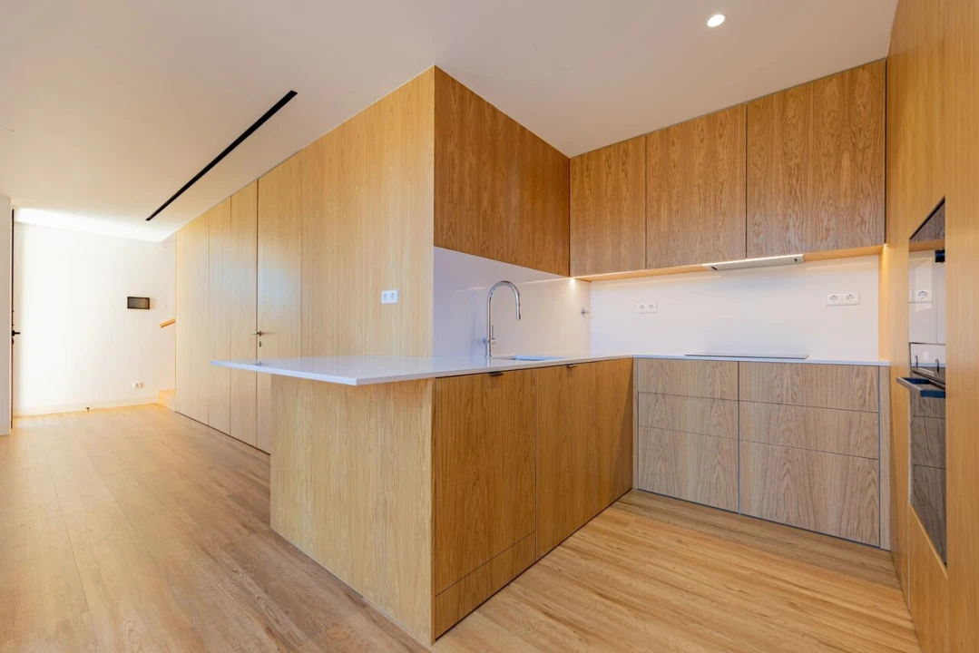 Moradia T3 para Venda em Quarteira Foto 6