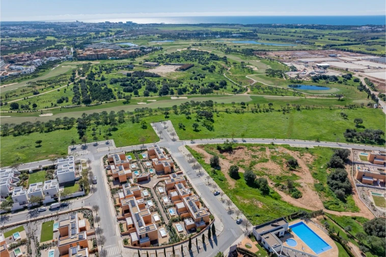 Moradia T3 para Venda em Quarteira Foto 43