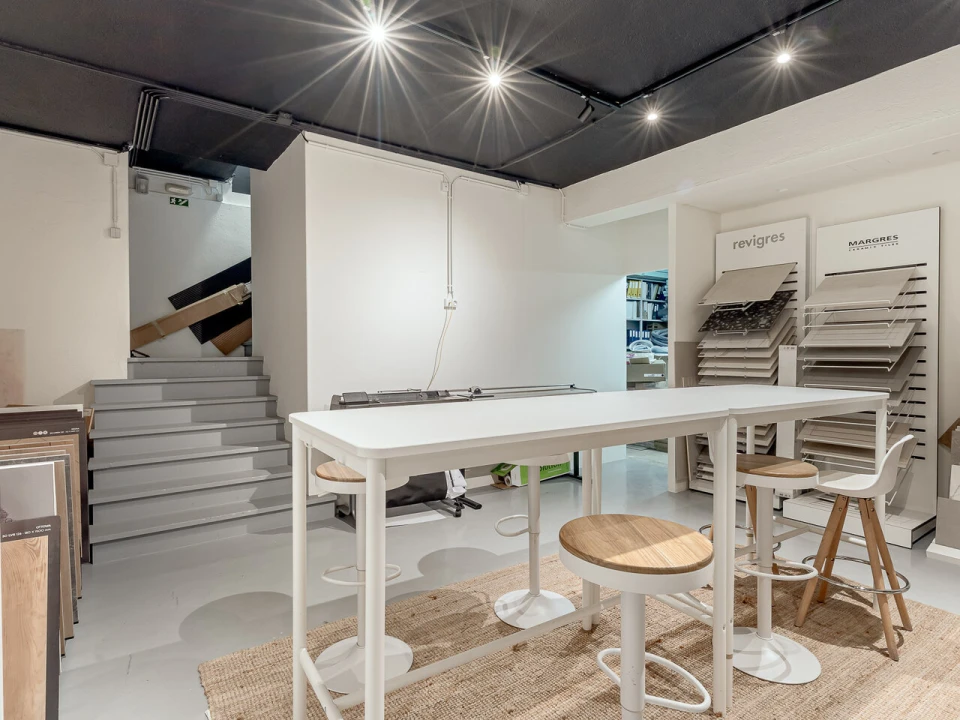 Loja para Arrendamento em Campo de Ourique Foto 13