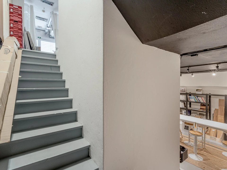 Loja para Arrendamento em Campo de Ourique Foto 12