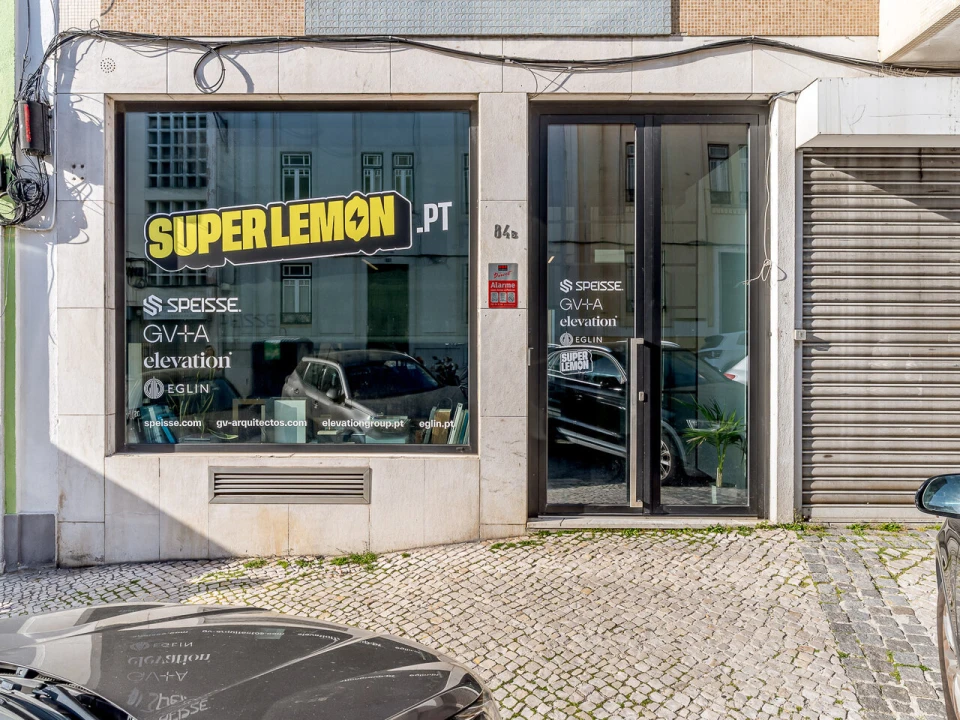 Loja para Arrendamento em Campo de Ourique Foto 1