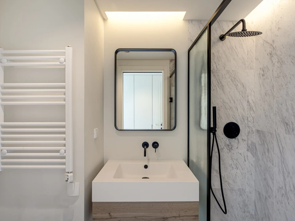 Apartamento T4 para Venda em Alvalade Foto 15