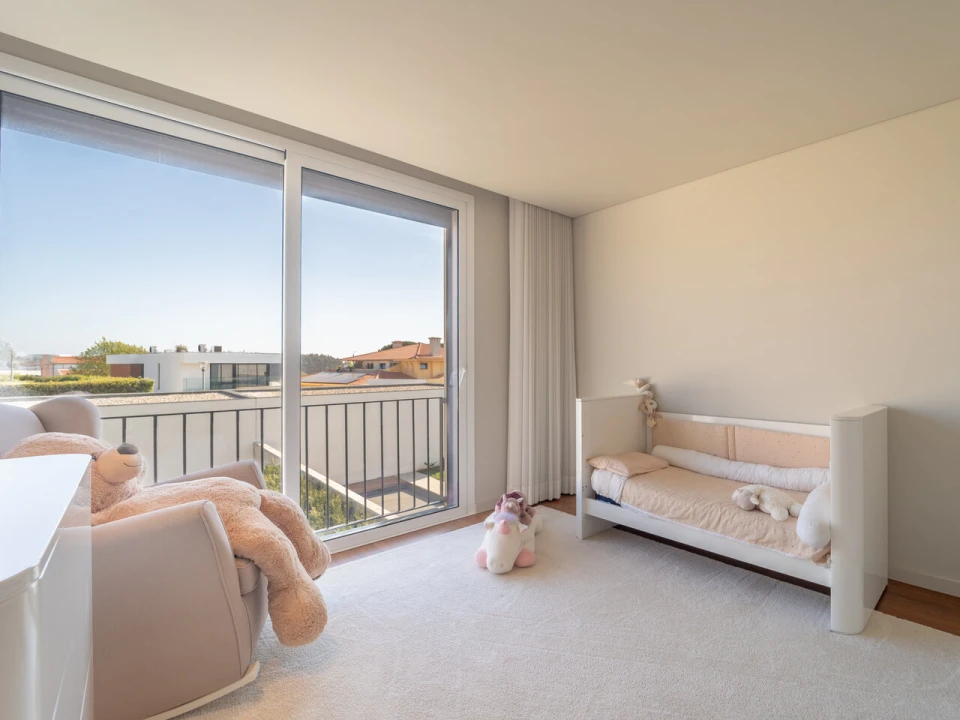 Moradia T4 para Venda em Gulpilhares e Valadares Foto 9