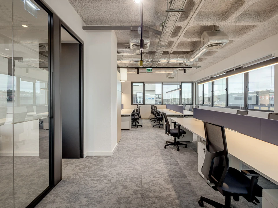 Escritório para Arrendamento em Campolide Foto 1