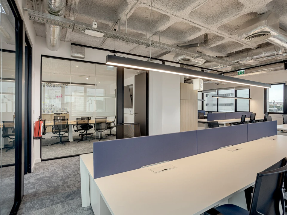 Escritório para Arrendamento em Campolide Foto 9