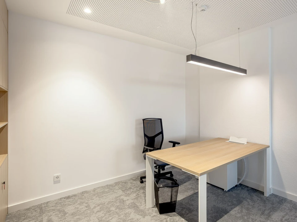 Escritório para Arrendamento em Campolide Foto 12