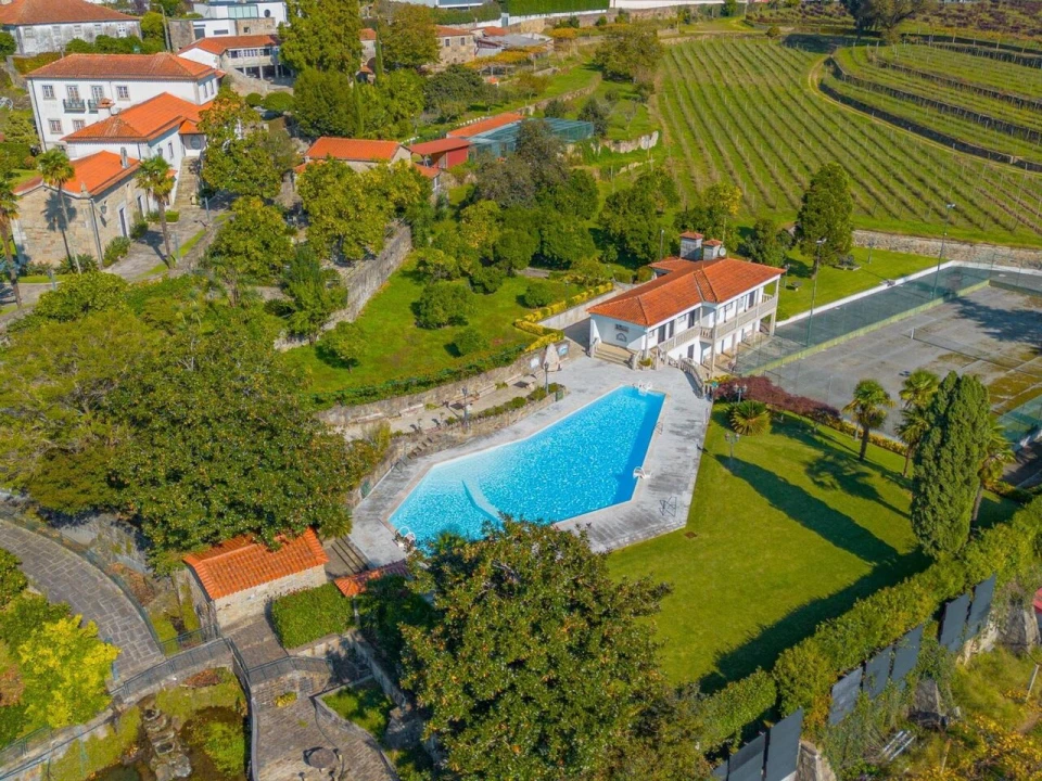 Quinta T8 para Venda em Manhente Foto 1