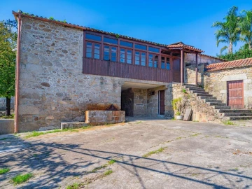 Quinta T8 para Venda em Manhente