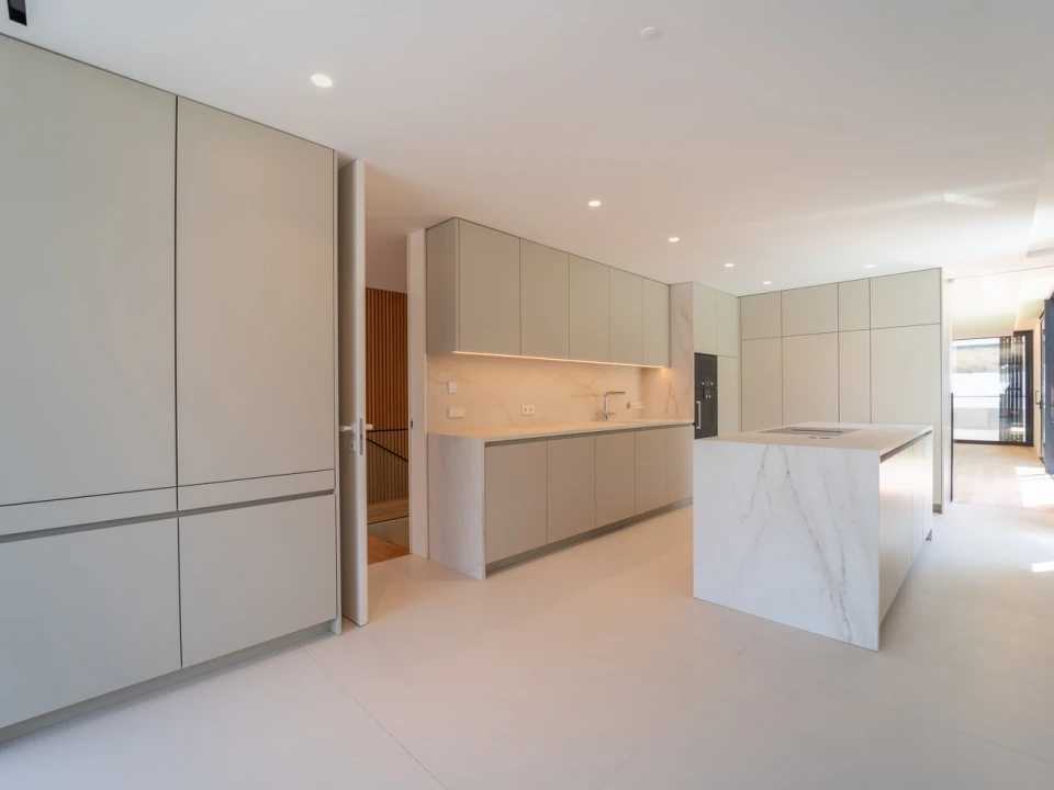 Apartamento T4 para Venda em Aldoar, Foz do Douro e Nevogilde Foto 21