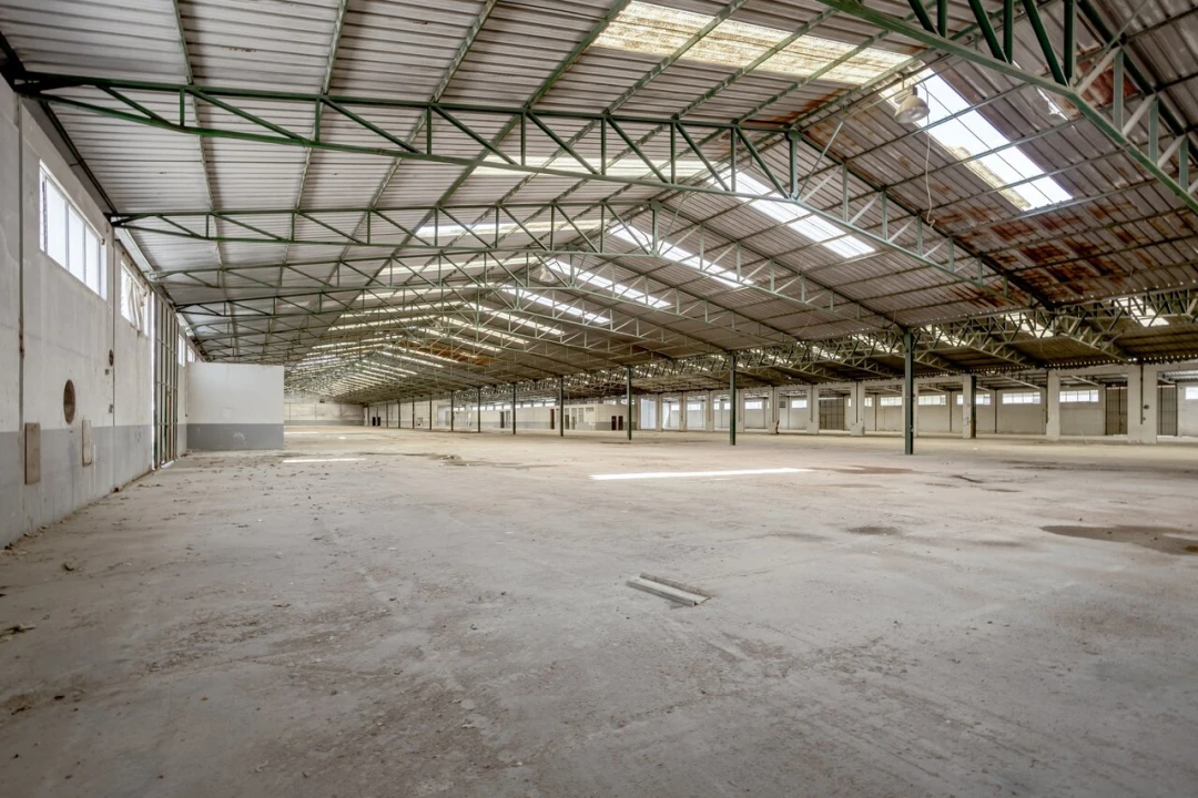 Armazém para Venda em Torres Novas (Santa Maria, Salvador e Santiago) Foto 7