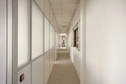 Armazém para Venda em Torres Novas (Santa Maria, Salvador e Santiago)