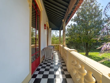 Moradia T5 para Venda em Arcozelo