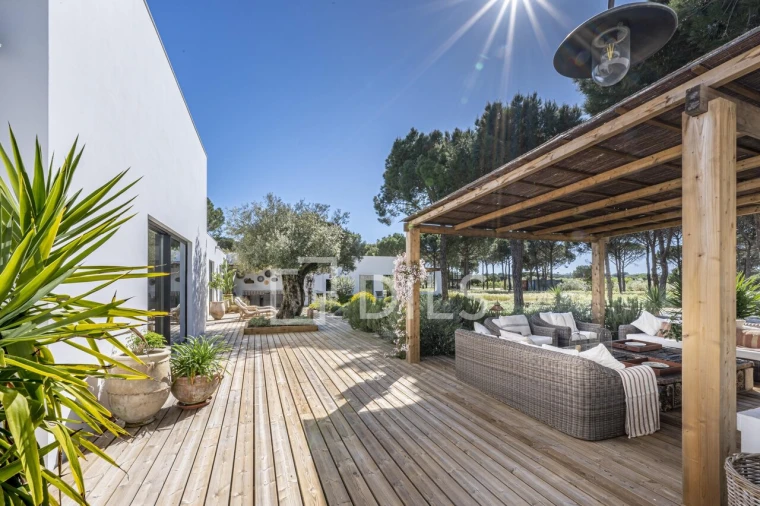 Moradia T5 para Venda em Grândola e Santa Margarida da Serra Foto 3