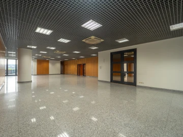 Escritório para Arrendamento em Lordelo do Ouro e Massarelos