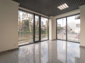 Escritório para Arrendamento em Lordelo do Ouro e Massarelos