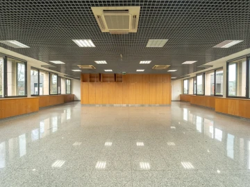 Escritório para Arrendamento em Lordelo do Ouro e Massarelos