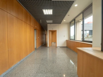 Escritório para Arrendamento em Lordelo do Ouro e Massarelos