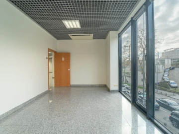 Escritório para Arrendamento em Lordelo do Ouro e Massarelos