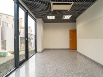 Escritório para Arrendamento em Lordelo do Ouro e Massarelos