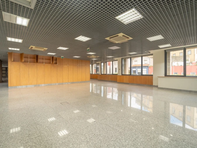 Escritório para Arrendamento em Lordelo do Ouro e Massarelos Foto 30