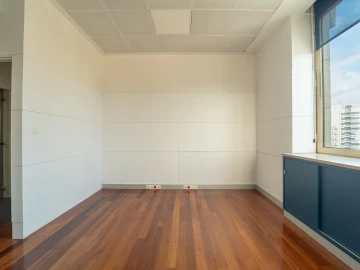 Escritório para Arrendamento em Lordelo do Ouro e Massarelos