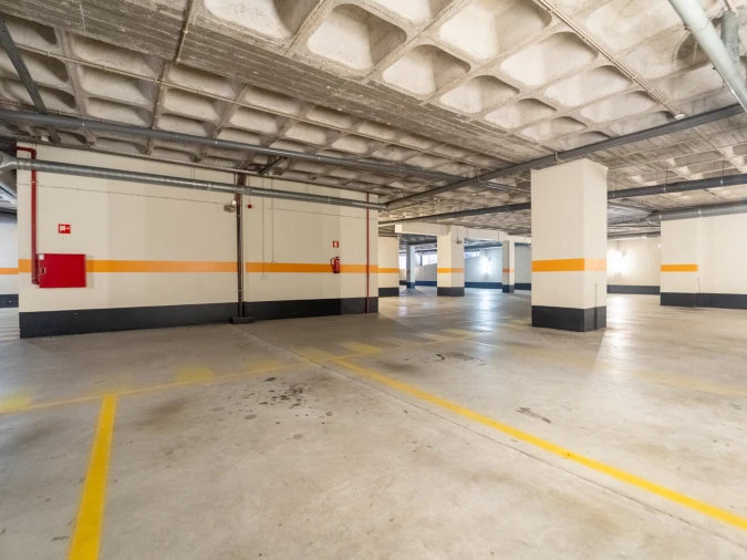 Escritório para Arrendamento em Lordelo do Ouro e Massarelos Foto 22